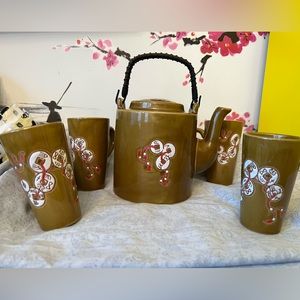 Chinese Tea Set, Teapot + Four Cups With Ancient Chinese Currency Design